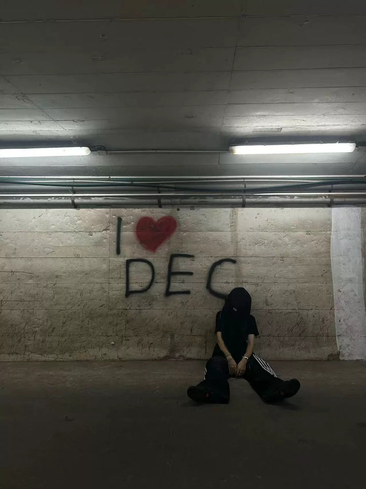 I <3 December